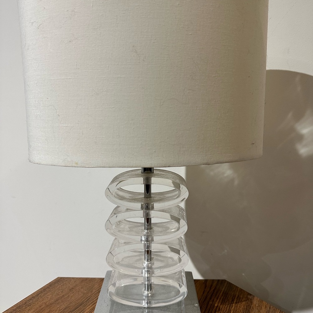 Modern White Table Lamp with Clear Base
